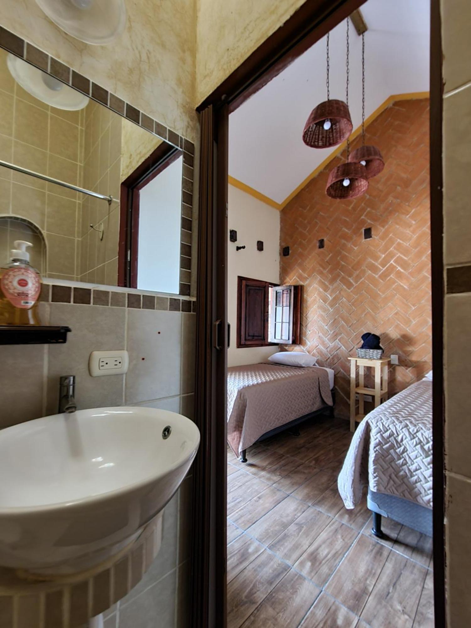 Central Hostel Boutique 안티구아 과테말라 외부 사진